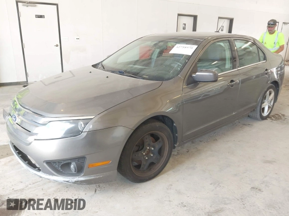 2010 Ford Fusion SE with VIN 3FAHP0HA8AR356540, listed as a IAAI auction lot 42758970 with 221,615 mi miles and . Bid and sale history available at DreamBid. Image 2.