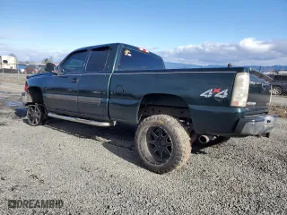 2004 Chevrolet Silverado 1500 LS with VIN 1GCEK19V94E366407, listed as a Copart auction lot 44418075 with 186,702 mi miles and Salvage Title. Bid and sale history available at carsss.com. Image 2.