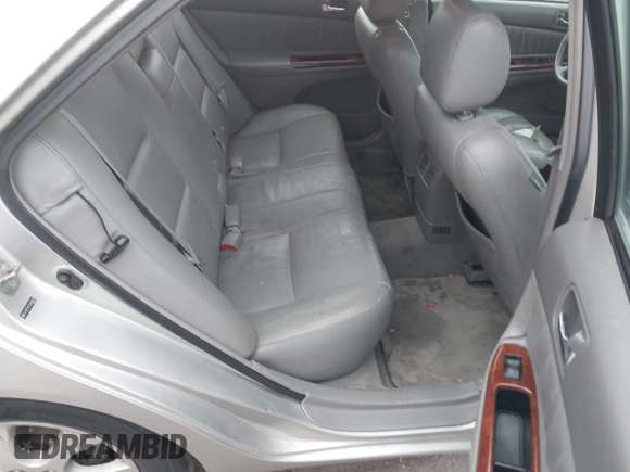 2005 Toyota Camry LE with VIN 4T1BF30K15U609930, listed as a IAAI auction lot 41321401 with 287,792 mi miles and . Bid and sale history available at DreamBid. Image 8.