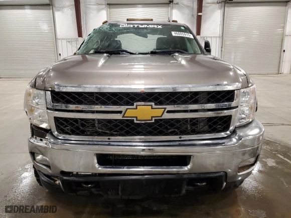 2013 Chevrolet Silverado 2500HD LTZ with VIN 1GC1KYC82DF147695, listed as a Copart auction lot 46005915 with 292,777 mi miles and Salvage Title. Bid and sale history available at carsss.com. Image 5.
