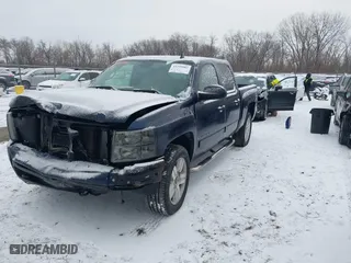 2007 Chevrolet Silverado 1500 LTZ with VIN 2GCEK13M771535698, listed as a IAAI auction lot 41295982 with 216,232 mi miles. Bid and sale history available at carsss.com. Image 2.