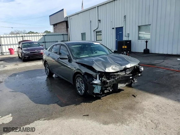 2024 Hyundai Elantra SEL with VIN KMHLM4DG4RU734240, listed as a Copart auction lot 42863805 with 14,880 mi miles and Salvage Title. Bid and sale history available at carsss.com. Image 14.