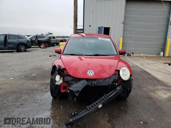 2009 Volkswagen New Beetle Coupe S with VIN 3VWPW31C79M503250, listed as a Copart auction lot 79869074 with 80,600 mi miles and Salvage Title. Bid and sale history available at carsss.com. Image 5.