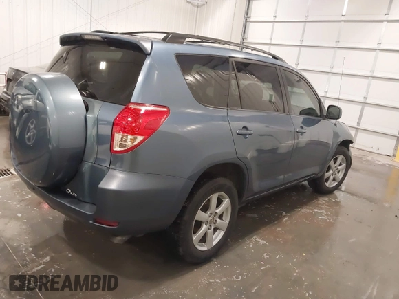 2008 Toyota RAV4 Ltd with VIN JTMZK31V886015609, listed as a IAAI auction lot 41758981 with 130,204 mi miles. Bid and sale history available at carsss.com. Image 4.