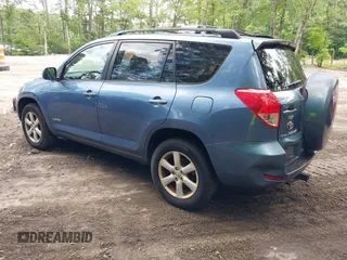2007 Toyota RAV4 Limited с VIN JTMBK34V175015002, выставлен на аукционе IAAI как лот 42157730 с пробегом 300 851 миль миль и . История ставок и продаж доступна на DreamBid. Изображение 3.