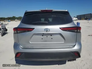 2021 Toyota Highlander XLE with VIN 5TDGZRAH0MS537502, listed as a Copart auction lot 49707535 with 67,603 mi miles and Salvage Title. Bid and sale history available at carsss.com. Image 6.