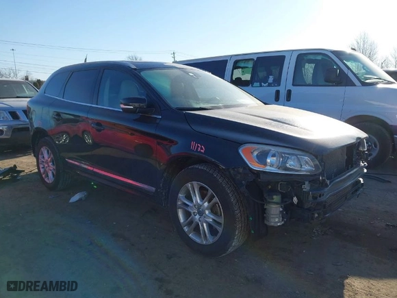 2016 Volvo XC60 T5 Premier with VIN YV4612RK5G2842318, listed as a IAAI auction lot 41743162 with 155,576 mi miles. Bid and sale history available at carsss.com. Image 1.
