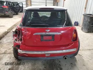 2002 MINI Hardtop with VIN WMWRC33452TC35333, listed as a Copart auction lot 44447425 with 166,353 mi miles and Salvage Title. Bid and sale history available at DreamBid. Image 6.