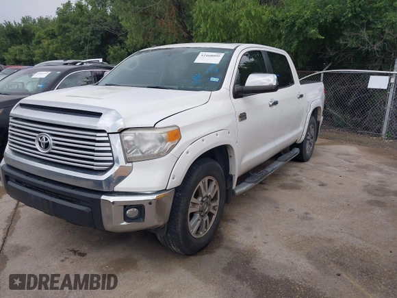 2015 Toyota Tundra Platinum z VIN 5TFGY5F14FX178336, wystawiony jako IAAI lot #42468099 z przebiegiem 239 977 mil mil oraz . Historia ofert i sprzedaży dostępna na DreamBid. Obrazek 17.