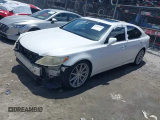 2007 Lexus LS 460 L with VIN JTHGL46F575002153, listed as a IAAI auction lot 42485250 with 261,868 mi miles and . Bid and sale history available at DreamBid. Image 17.