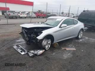 2016 Hyundai Genesis Coupe 3.8L Base with VIN KMHHT6KJ3GU132901, listed as a IAAI auction lot 41525043 with 94,012 mi miles. Bid and sale history available at carsss.com. Image 21.