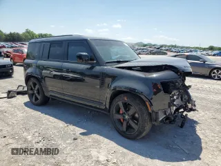 2024 Land Rover Defender X z VIN SALEX7EU2R2314703, wystawiony jako Copart lot #54610625 z przebiegiem 5 351 mil mil oraz Szkoda całkowita • Salvage title. Historia ofert i sprzedaży dostępna na DreamBid. Obrazek 4.