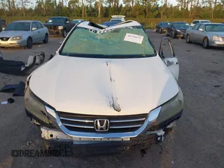 2014 Honda Accord EX-L with VIN 1HGCR2F89EA075147, listed as a IAAI auction lot 40750671 with 117,000 mi miles and . Bid and sale history available at carsss.com. Image 11.