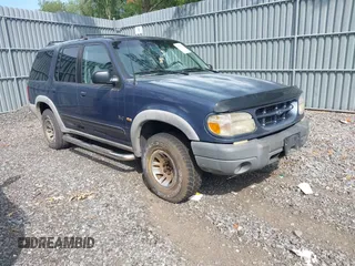 2000 Ford Explorer XLS с VIN 1FMZU72X7YZA84593, выставлен на аукционе IAAI как лот 42747834 с пробегом 213 022 миль миль и . История ставок и продаж доступна на DreamBid. Изображение 1.
