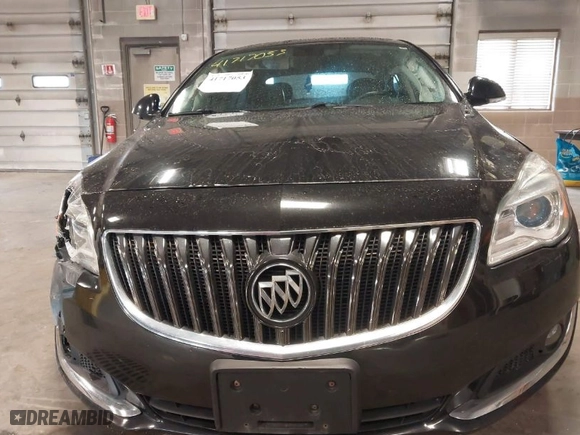 2017 Buick Regal Sport Touring with VIN 2G4GL5EX2H9197727, listed as a IAAI auction lot 41717053 with 86,889 mi miles. Bid and sale history available at carsss.com. Image 12.