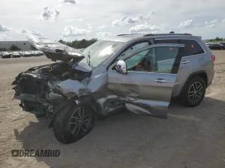 2018 Jeep Grand Cherokee Limited z VIN 1C4RJFBG8JC331247, wystawiony jako Copart lot #64181455 z przebiegiem Nie podano mil oraz Nie do naprawy • Non repairable. Historia ofert i sprzedaży dostępna na DreamBid. Obrazek 1.