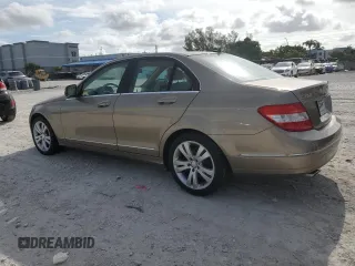 2008 Mercedes-Benz C 300 Sport с VIN WDDGF54X98F052663, выставлен на аукционе Copart как лот 60265725 с пробегом 82 912 миль миль и Списание • Salvage title. История ставок и продаж доступна на DreamBid. Изображение 2.