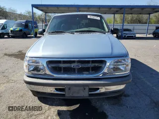 1998 Ford Explorer XL z VIN 1FMZU32E9WZB44586, wystawiony jako Copart lot #56432375 z przebiegiem 142 692 mil mil oraz Szkoda całkowita • Salvage title. Historia ofert i sprzedaży dostępna na DreamBid. Obrazek 5.
