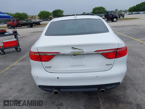 2017 Jaguar XF 35t Prestige with VIN SAJBE4BV2HCY48435, listed as a IAAI auction lot 41652369 with 63,424 mi miles. Bid and sale history available at carsss.com. Image 16.