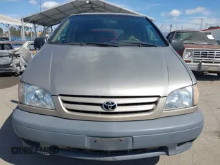 2003 Toyota Sienna CE with VIN 4T3ZF19C53U539951, listed as a IAAI auction lot 41906505 with 233,426 mi miles. Bid and sale history available at carsss.com. Image 12.