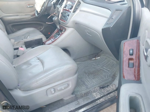 2007 Toyota Highlander w/3rd Row with VIN JTEEP21A470225371, listed as a IAAI auction lot 41776095 with 185,931 mi miles. Bid and sale history available at carsss.com. Image 5.