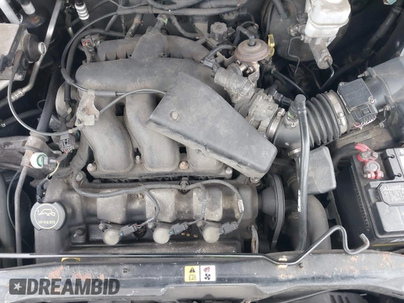 2005 Ford Escape XLT с VIN 1FMYU93185KE46923, выставлен на аукционе IAAI как лот 40062345 с пробегом Не указан миль и . История ставок и продаж доступна на DreamBid. Изображение 10.