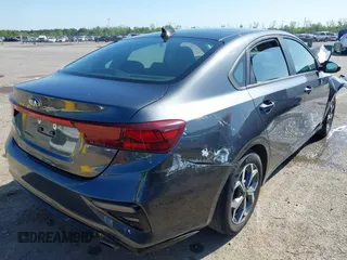 2021 Kia Forte LXS with VIN 3KPF24AD5ME309702, listed as a IAAI auction lot 41992202 with 69,531 mi miles and . Bid and sale history available at DreamBid. Image 4.