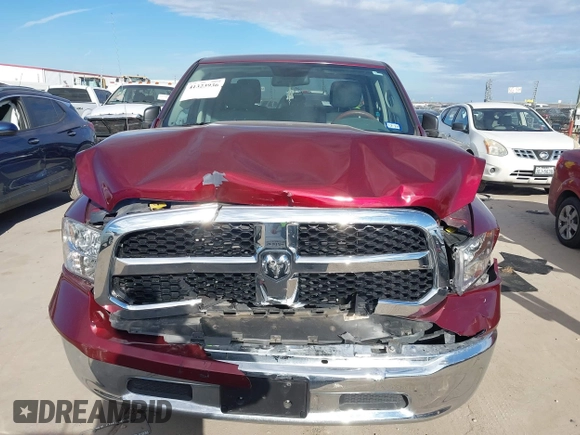 2019 Ram 1500 Classic Tradesman with VIN 1C6RR6FG4KS697286, listed as a IAAI auction lot 41323936 with 62,004 mi miles. Bid and sale history available at carsss.com. Image 13.