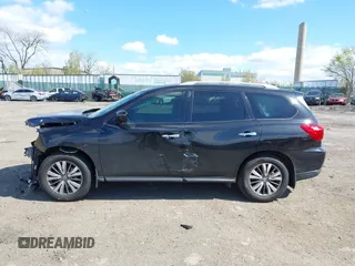 2020 Nissan Pathfinder SV with VIN 5N1DR2BNXLC650206, listed as a IAAI auction lot 42042927 with 40,478 mi miles and . Bid and sale history available at DreamBid. Image 15.