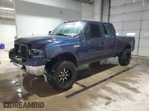2006 Ford F-250 XL z VIN 1FTSW21526EA83990, wystawiony jako Copart lot #47279325 z przebiegiem 179 135 mil mil oraz Szkoda całkowita • Salvage title. Historia ofert i sprzedaży dostępna na DreamBid. Obrazek 1.