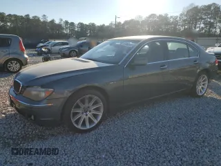 2006 BMW 7 Series 750Li with VIN WBAHN83596DT25786, listed as a Copart auction lot 41386255 with 146,604 mi miles and Salvage Title. Bid and sale history available at carsss.com. Image 1.