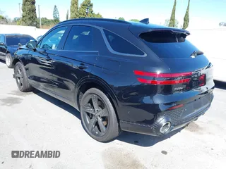 2025 Genesis GV70 2.5T with VIN KMUMADTB8SU180047, listed as a IAAI auction lot 41926080 with 221 mi miles and . Bid and sale history available at DreamBid. Image 3.