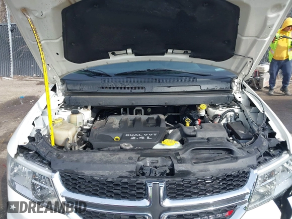 2013 Dodge Journey SE with VIN 3C4PDCAB3DT536714, listed as a IAAI auction lot 41699265 with 160,000 mi miles. Bid and sale history available at carsss.com. Image 10.