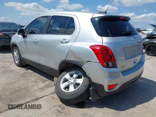 2021 Chevrolet Trax LS with VIN KL7CJKSB8MB307752, listed as a IAAI auction lot 42320660 with 60,761 mi miles and . Bid and sale history available at DreamBid. Image 3.