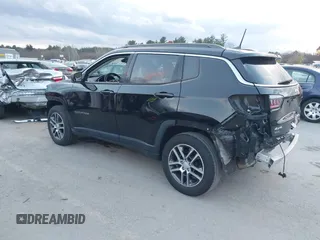2018 Jeep Compass Altitude with VIN 3C4NJDBB9JT115080, listed as a IAAI auction lot 40751109 with 104,129 mi miles and . Bid and sale history available at carsss.com. Image 3.