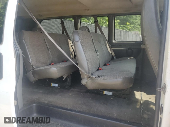 2014 Chevrolet Express Passenger 1LT with VIN 1GAZGYFG9E1209169, listed as a Copart auction lot 59921885 with 310,119 mi miles and Clean title. Bid and sale history available at DreamBid. Image 11.