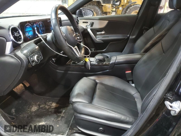 2020 Mercedes-Benz A 220 z VIN W1K3G4EB5LW045467, wystawiony jako Copart lot #50839145 z przebiegiem 104 704 mil mil oraz Szkoda całkowita • Salvage title. Historia ofert i sprzedaży dostępna na DreamBid. Obrazek 7.