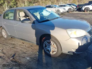 2007 Chevrolet Malibu LS w/2FL with VIN 1G1ZS58N57F213010, listed as a IAAI auction lot 41260068 with 114,515 mi miles. Bid and sale history available at carsss.com. Image 1.
