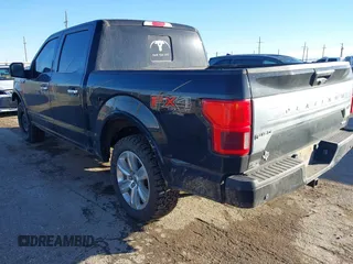 2020 Ford F-150 XL z VIN 1FTEW1E40LFA13676, wystawiony jako IAAI lot #41456139 z przebiegiem 89 287 mil mil oraz . Historia ofert i sprzedaży dostępna na DreamBid. Obrazek 3.