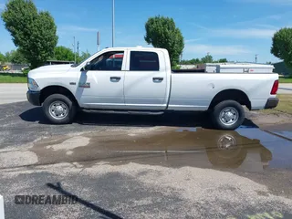 2015 Ram 2500 Tradesman с VIN 3C6TR5HT1FG524655, выставлен на аукционе IAAI как лот 42180369 с пробегом 167 159 миль миль и . История ставок и продаж доступна на DreamBid. Изображение 14.