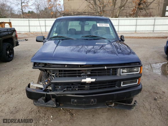 1999 Chevrolet Tahoe with VIN 3GNEK18R1XG208636, listed as a Copart auction lot 83521334 with 146,408 mi miles and Clean Title. Bid and sale history available at carsss.com. Image 5.