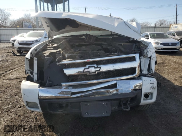2009 Chevrolet Silverado 1500 LT with VIN 1GCEK29J79Z288566, listed as a Copart auction lot 47834105 with 203,615 mi miles and Salvage Title. Bid and sale history available at carsss.com. Image 5.