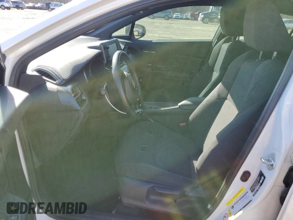 2018 Toyota C-HR XLE with VIN NMTKHMBXXJR020708, listed as a Copart auction lot 46410405 with 0 mi miles and Salvage Title. Bid and sale history available at carsss.com. Image 7.