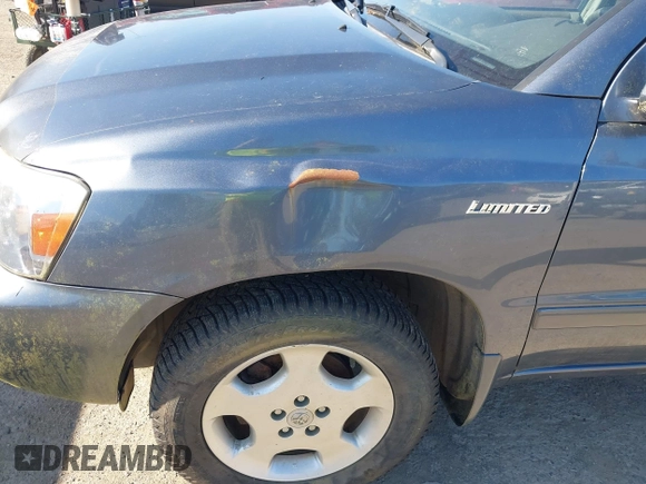2005 Toyota Highlander z VIN JTEEP21A850092756, wystawiony jako IAAI lot #42336538 z przebiegiem 216 608 mil mil oraz . Historia ofert i sprzedaży dostępna na DreamBid. Obrazek 6.