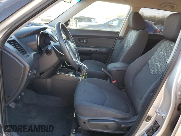 2011 Kia Soul + with VIN KNDJT2A22B7717775, listed as a Copart auction lot 81186954 with 154,095 mi miles and Salvage Title. Bid and sale history available at carsss.com. Image 7.