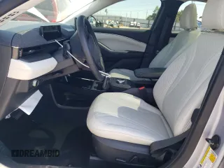 2022 Ford Mustang Mach-E Premium with VIN 3FMTK3SU4NMA11494, listed as a Copart auction lot 61605875 with 23,879 mi miles and Salvage title. Bid and sale history available at DreamBid. Image 7.