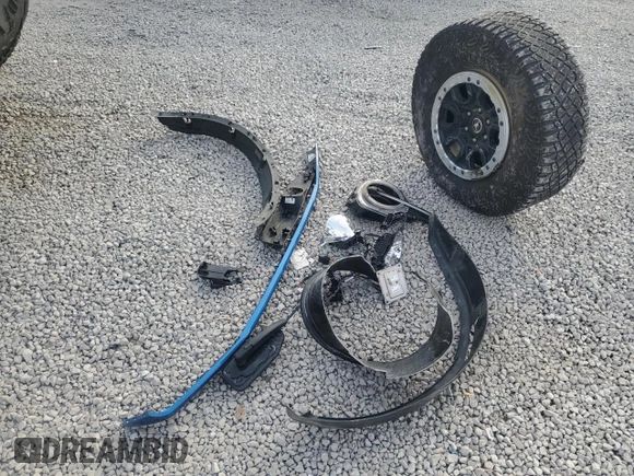2023 Ford Bronco with VIN 1FMEE5DP3PLC10866, listed as a Copart auction lot 54316255 with 24,205 mi miles and Salvage title. Bid and sale history available at DreamBid. Image 13.
