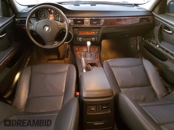 2008 BMW 3 Series 328i with VIN WBAVC57518NK77392, listed as a Copart auction lot 84467444 with 115,417 mi miles and Salvage title. Bid and sale history available at DreamBid. Image 8.