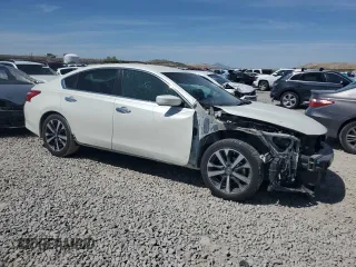 2016 Nissan Altima SL with VIN 1N4BL3AP0GC199630, listed as a Copart auction lot 53945825 with 46,887 mi miles and Salvage title. Bid and sale history available at DreamBid. Image 4.
