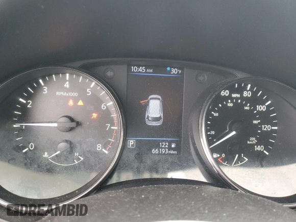 2018 Nissan Rogue SV z VIN JN8AT2MV2JW346549, wystawiony jako Copart lot #82572574 z przebiegiem 66 193 mil mil oraz Szkoda całkowita • Salvage title. Historia ofert i sprzedaży dostępna na DreamBid. Obrazek 9.